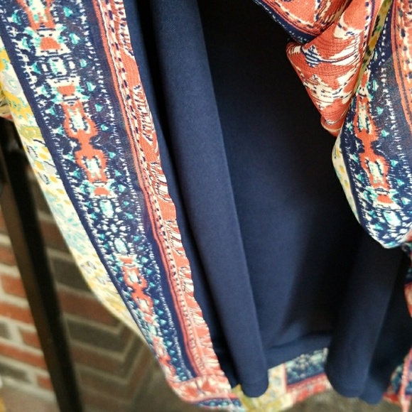 $6⭐️ Pretty Boho Tunic Style Dress - Picture 5 of 7